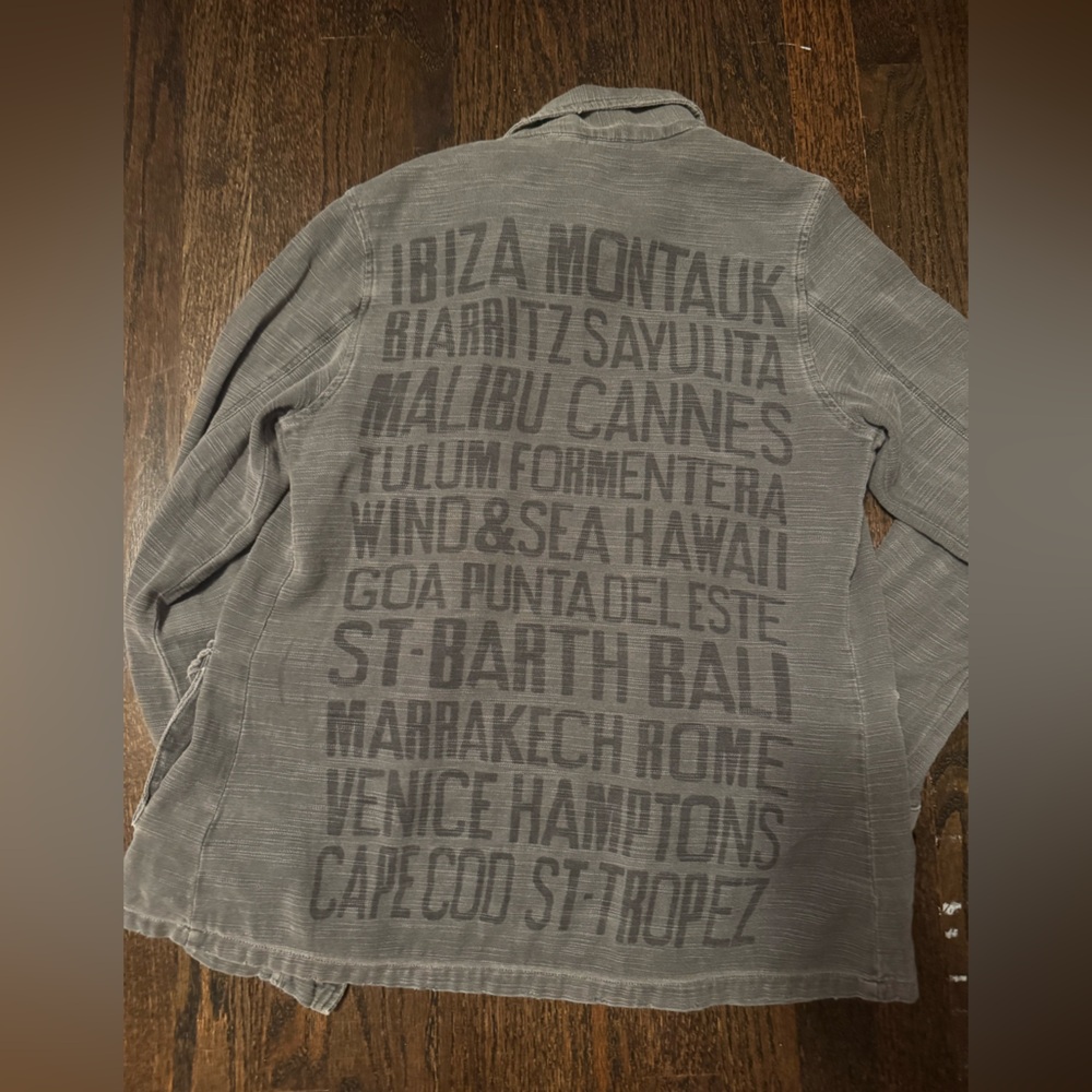 SUNDRY DISTRESSED ARMY JACKET. GENTLY WORN 🖤🩶💚